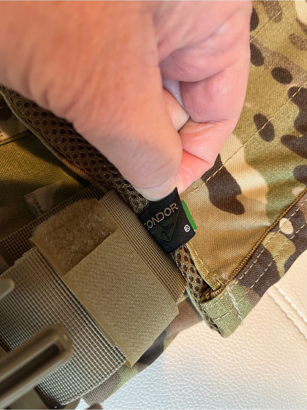 Condor Outdoor Sentry Plate Carrier - Scorpion OCP - Picture 6 of 8